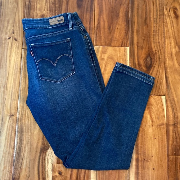 Levi's Denim - Women’s Levi’s Jeans, Size 6